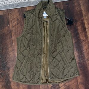 Old navy puffer vest